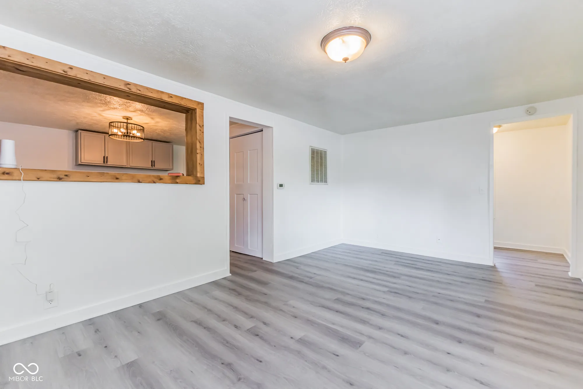 Muncie, Indiana 47302, United States, 2 Bedrooms Bedrooms, ,1 BathroomBathrooms,Residential,Active,160452