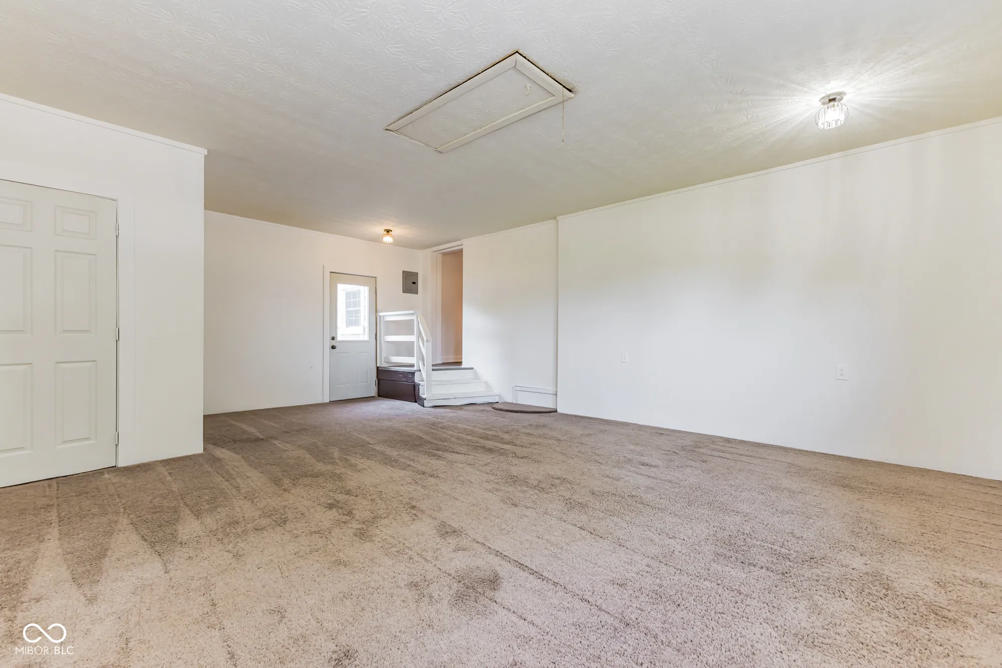 Muncie, Indiana 47302, United States, 2 Bedrooms Bedrooms, ,1 BathroomBathrooms,Residential,Active,160452