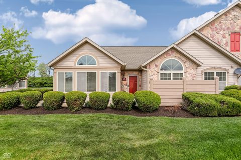 Photo of 5718 Lifestyle Drive, Indianapolis, IN 46237 (MLS # 22101426)