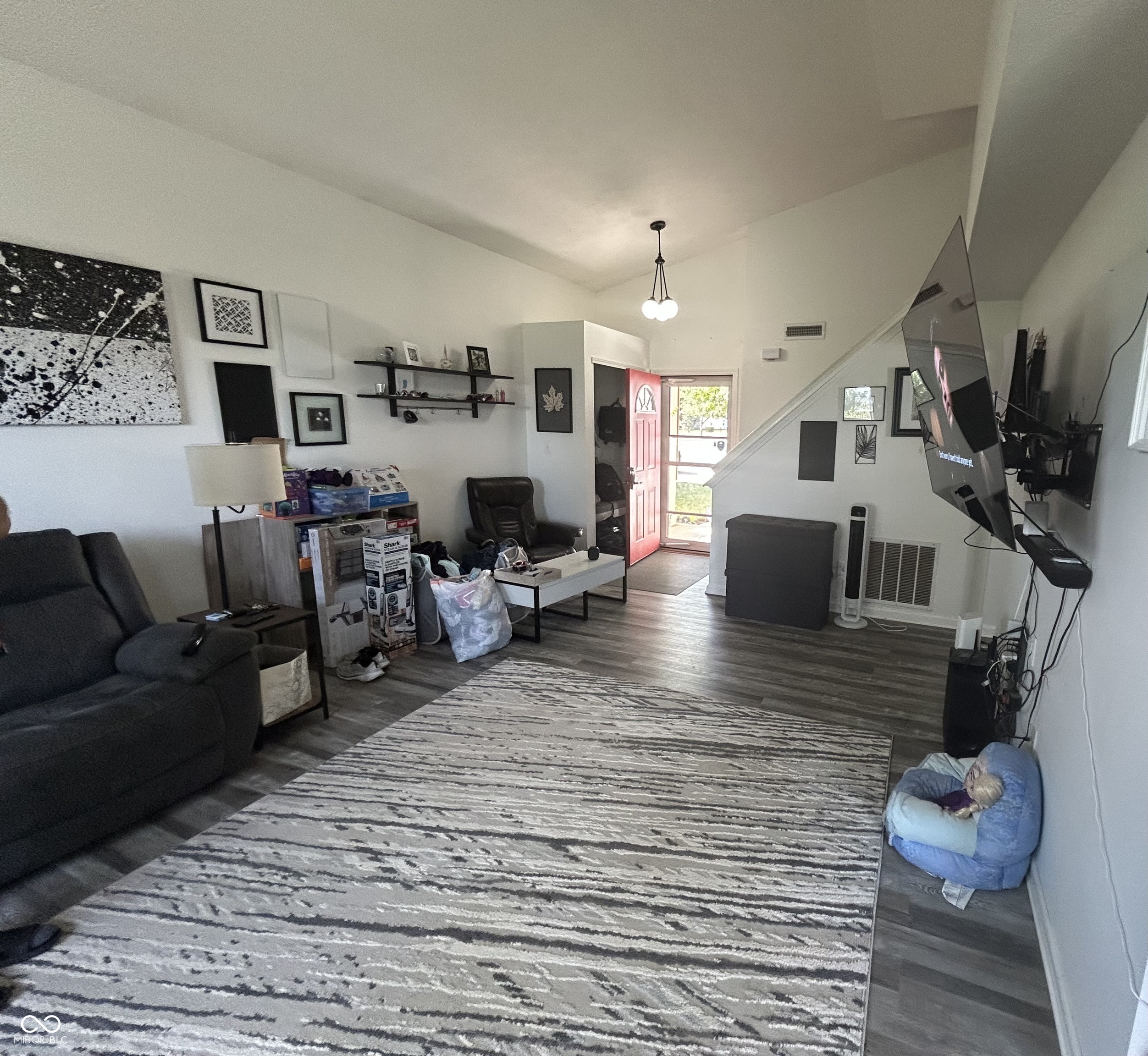 429 E Clear Lake Lane