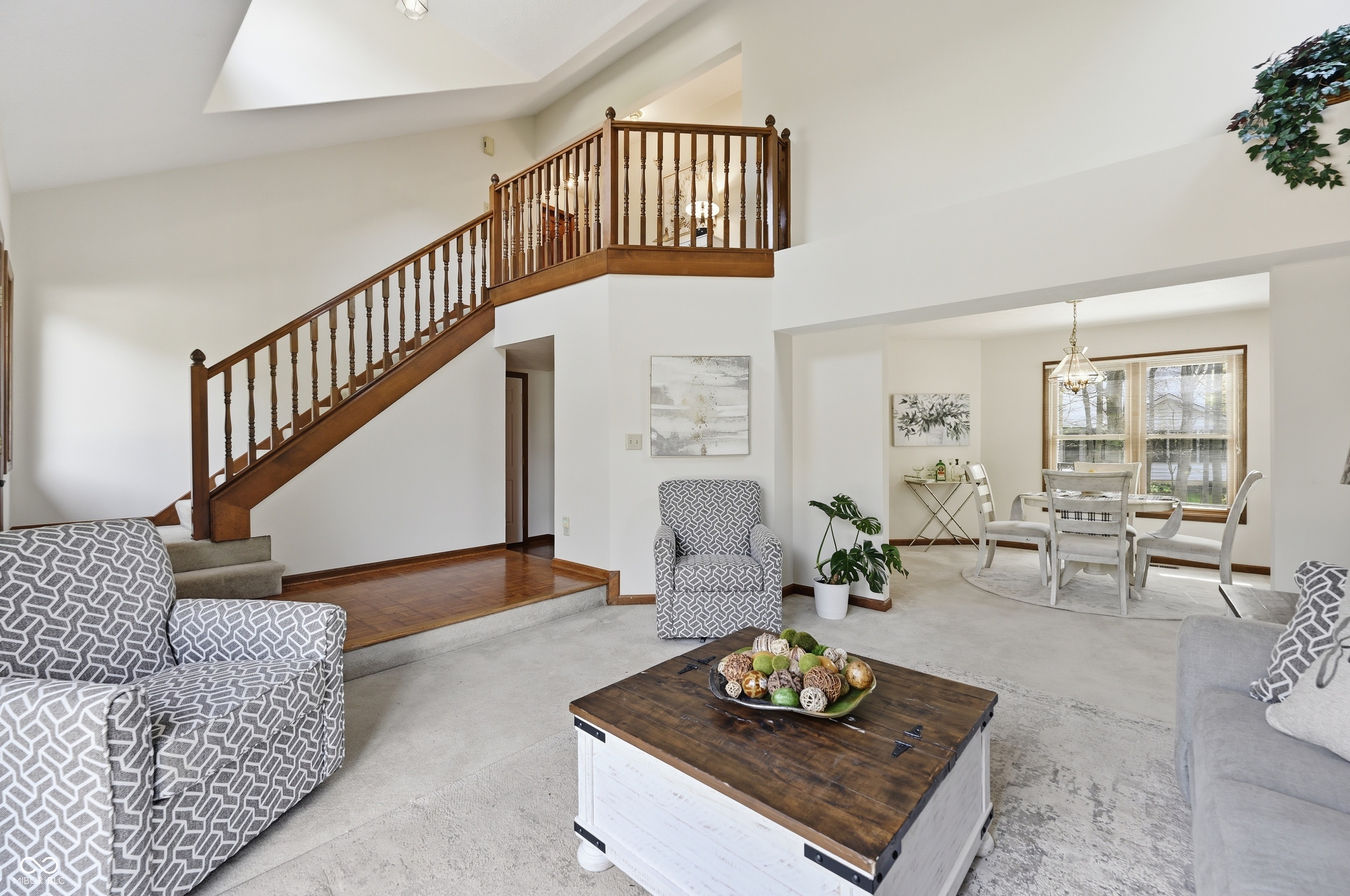 5501 Spicebush Drive