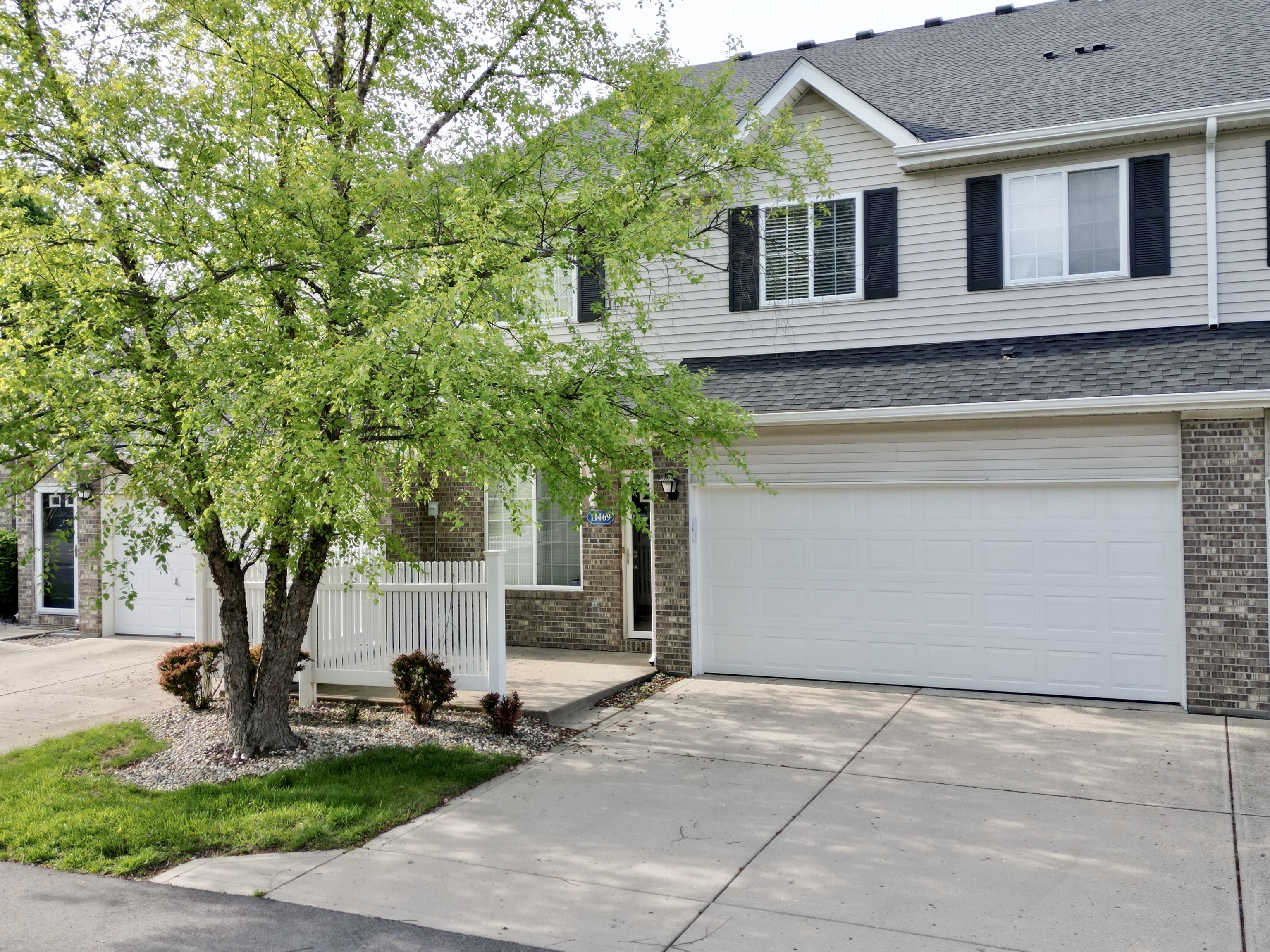 Photo 1 of 19 — 11469 Enclave Boulevard, Fishers, IN 46038