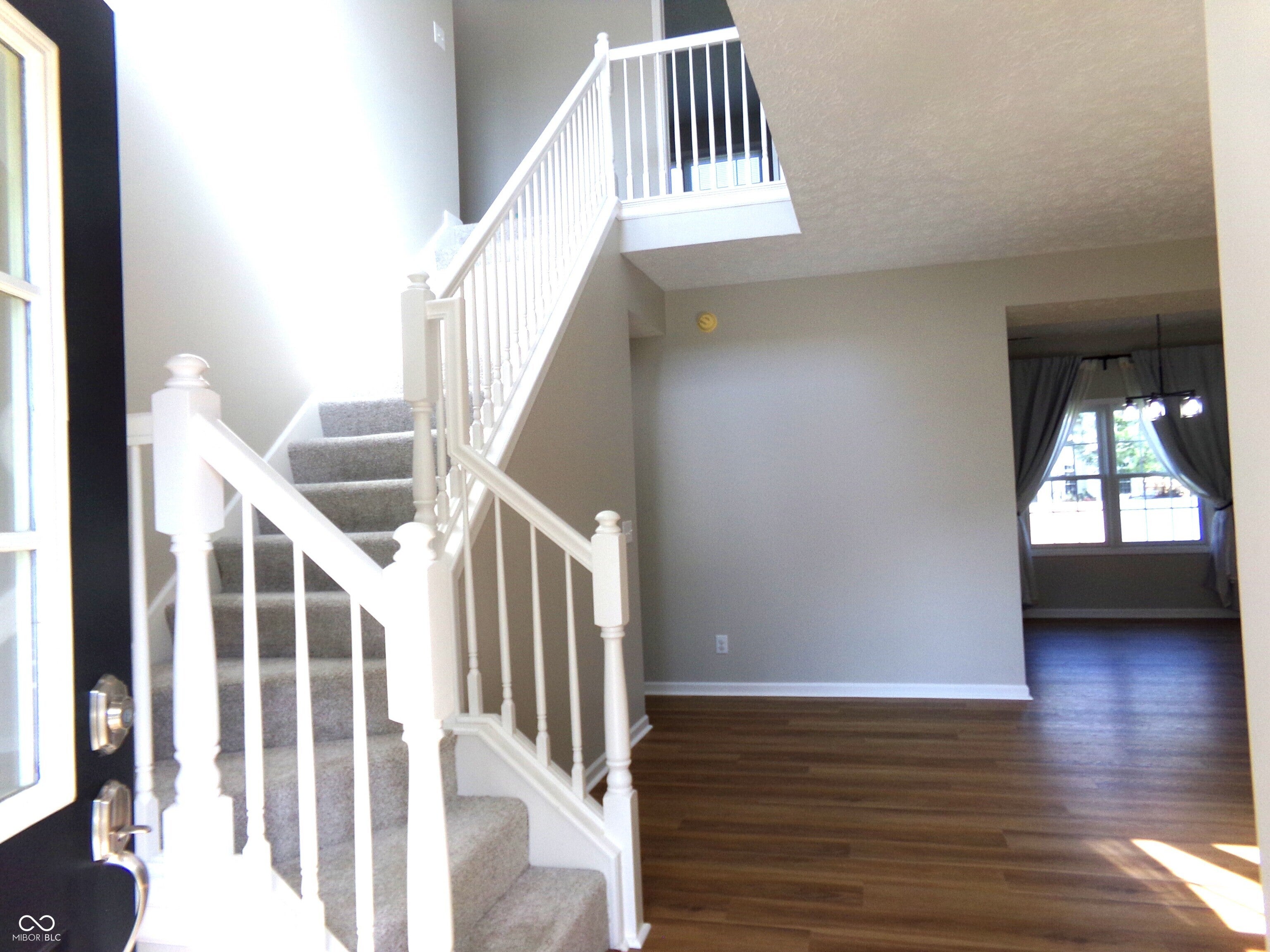 1091 Scarlet Quarry Circle