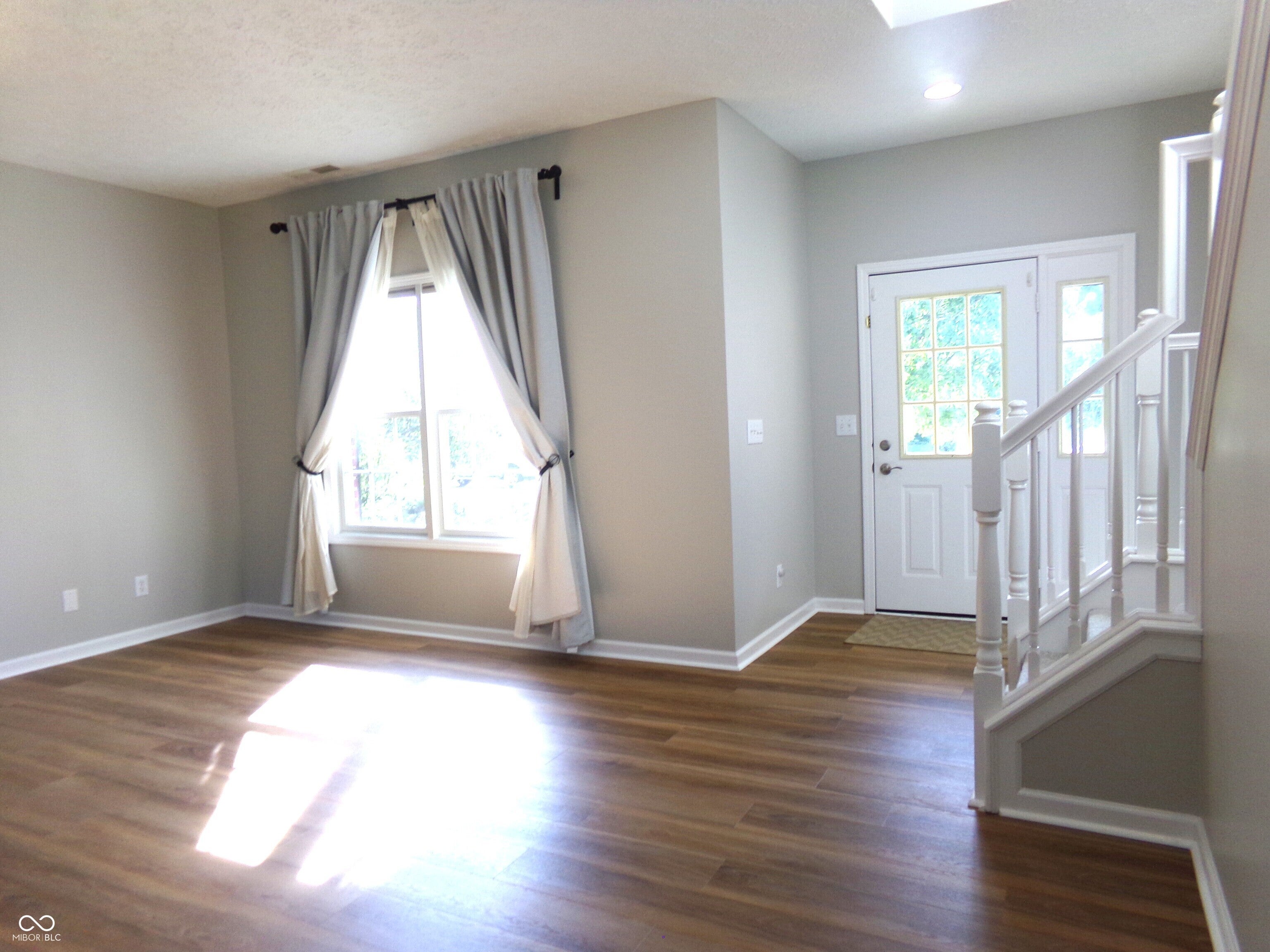 1091 Scarlet Quarry Circle