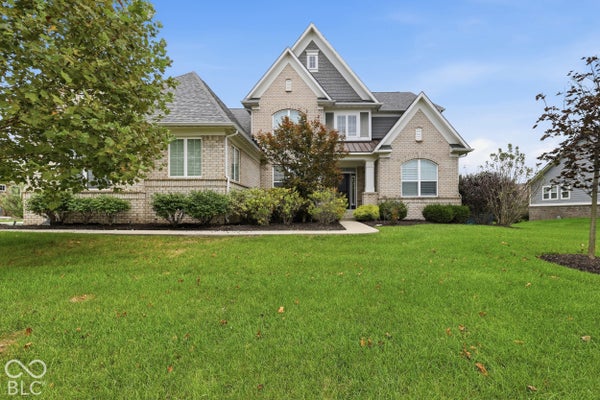 13939 DANUBE DR, CARMEL, IN 46032 - Image 02607969cc81b24f618f2f69abcf12e2/3211116713