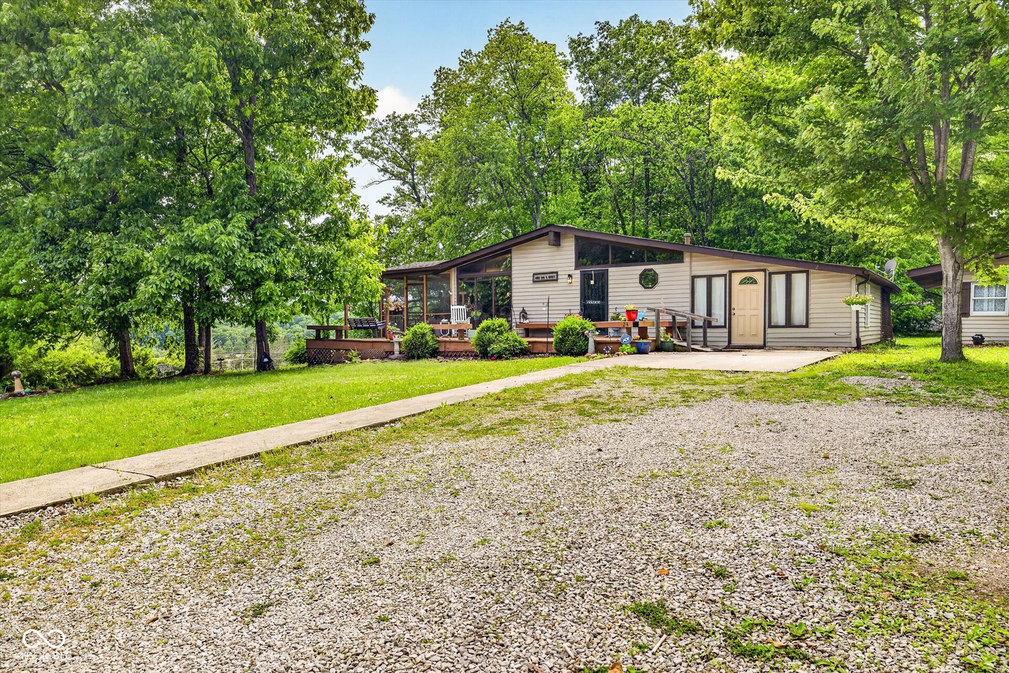 242 Tuck A Way Ridge Drive