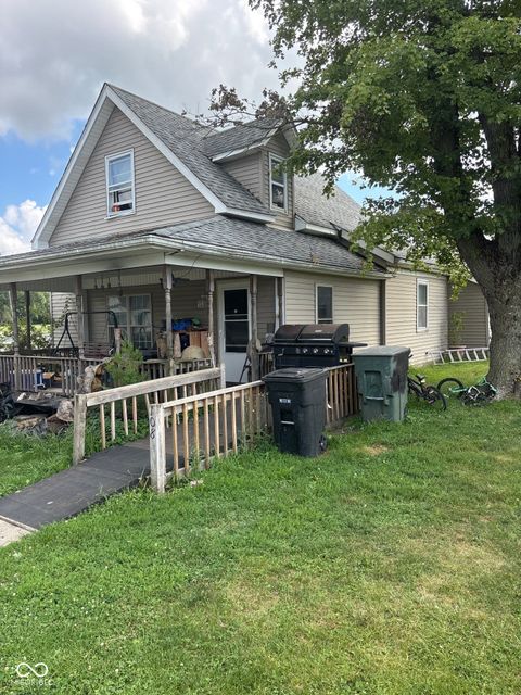 Photo of 108 E High Street, Wingate, IN 47994 (MLS # 22057853)