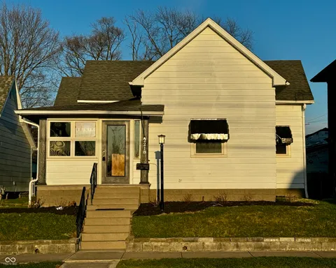 2218 Central Avenue, Anderson, IN 46016 - MLS#: 22012929