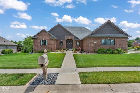 Photo of 1701 Leicester DR, Danville, IN 46122 (MLS # 22109316)