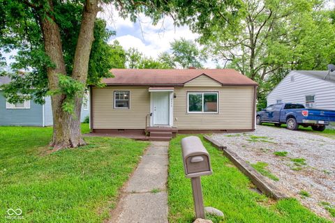 Photo of 3355 Wallace Avenue, Indianapolis, IN 46218 (MLS # 22093510)