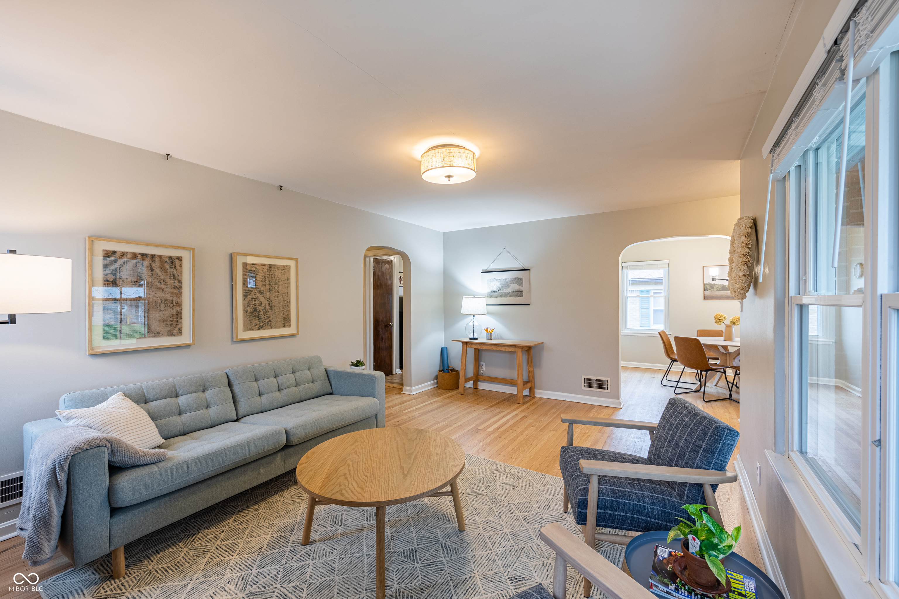 1105 N Irvington Avenue