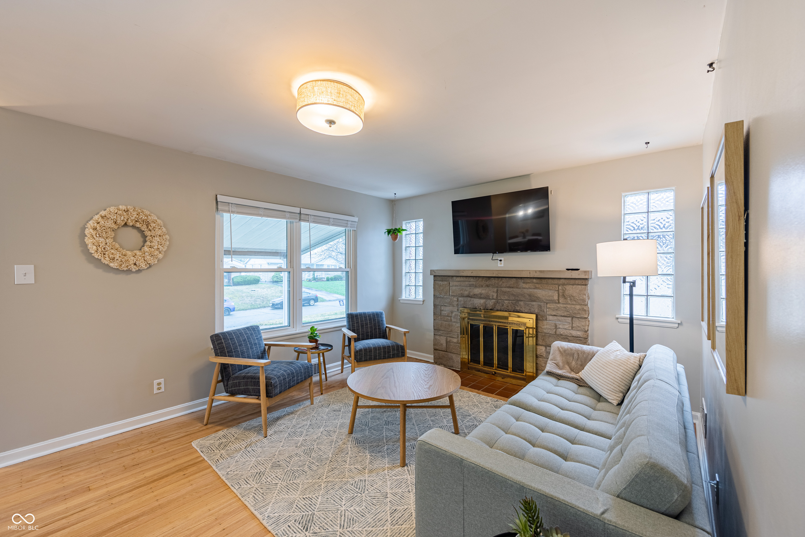 1105 N Irvington Avenue