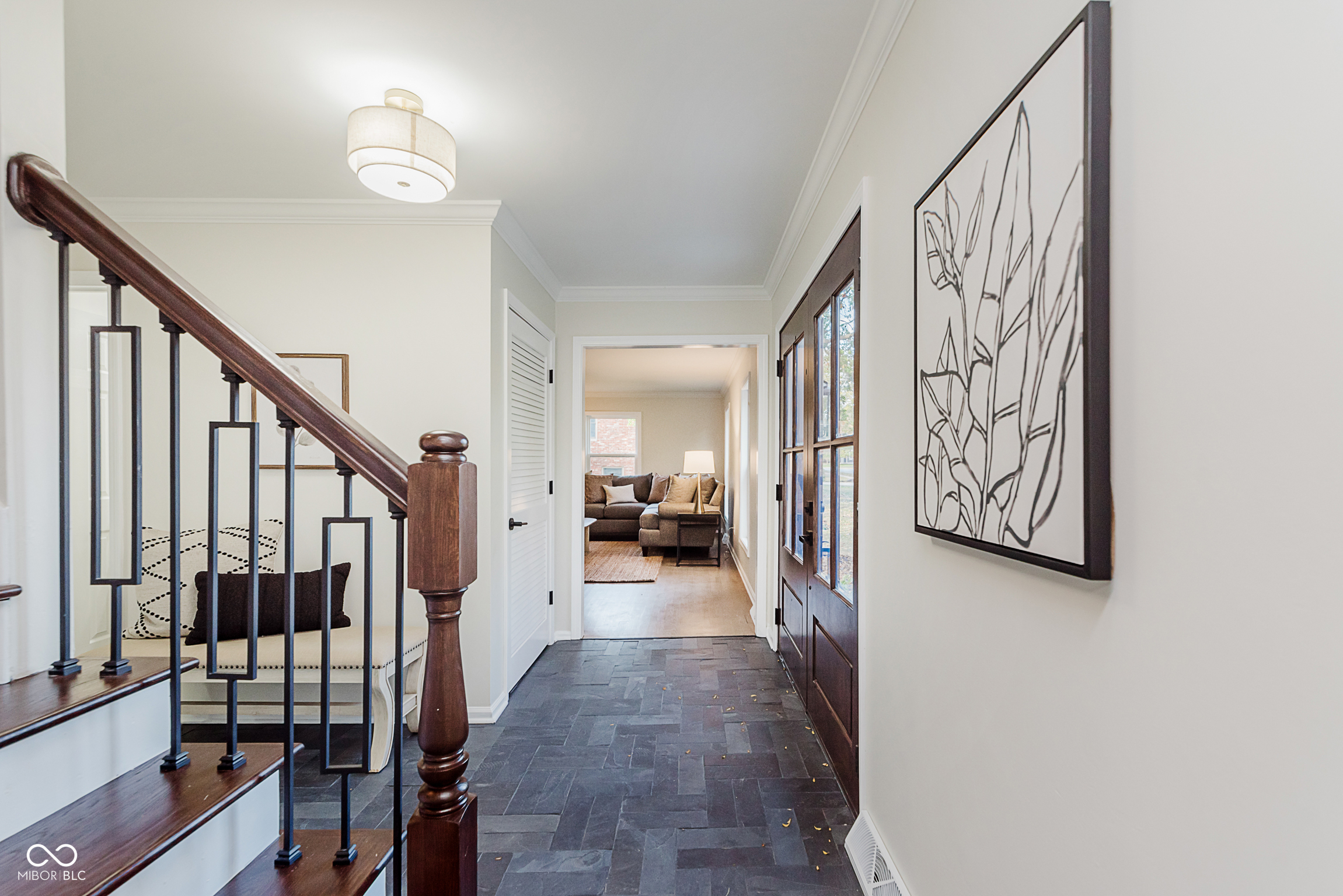 10720 Lakeview Drive