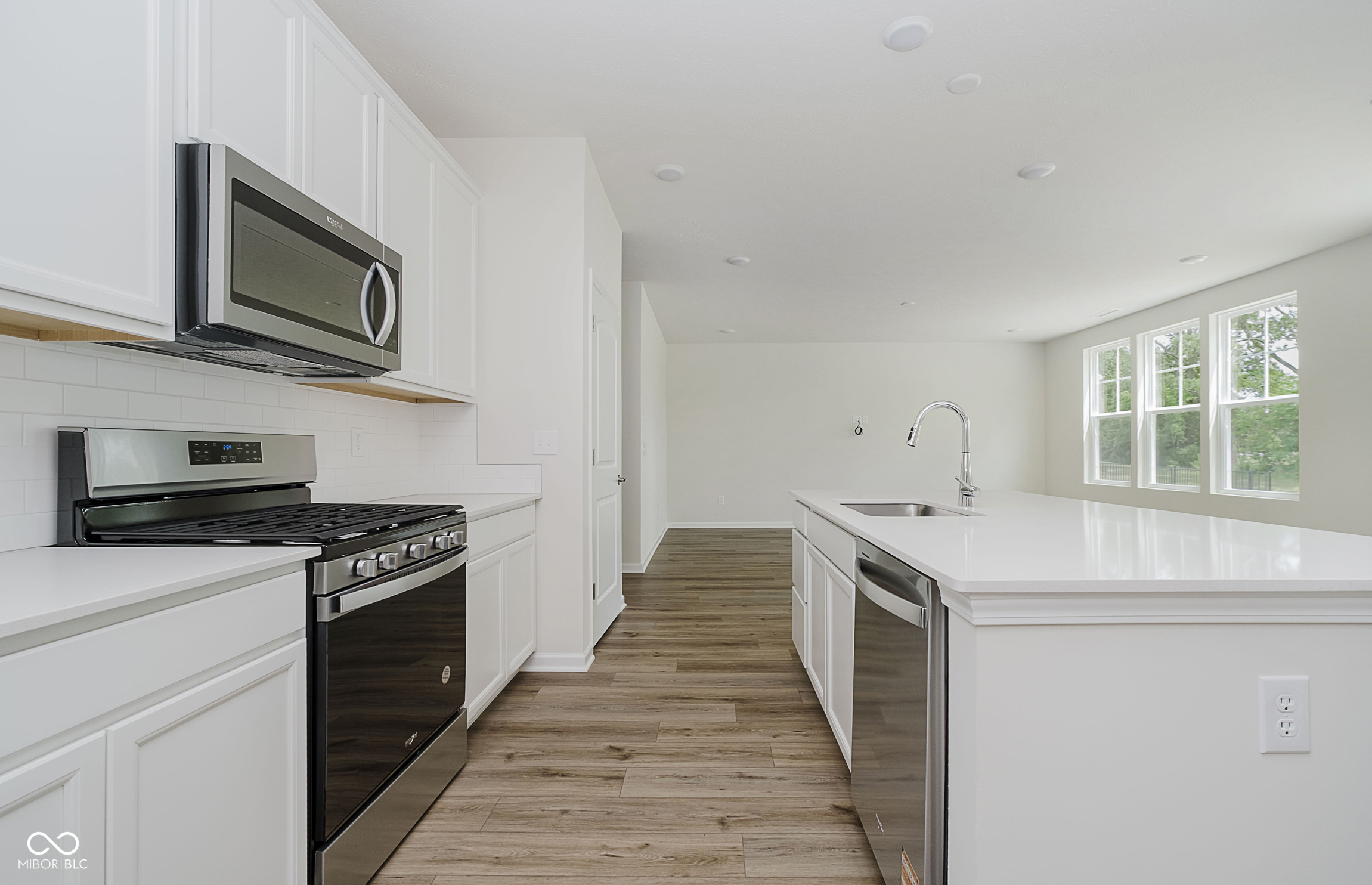 6871 Seabiscuit Road