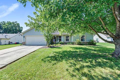 Photo of 5153 Pine Hill Drive, Noblesville, IN 46062 (MLS # 22117962)