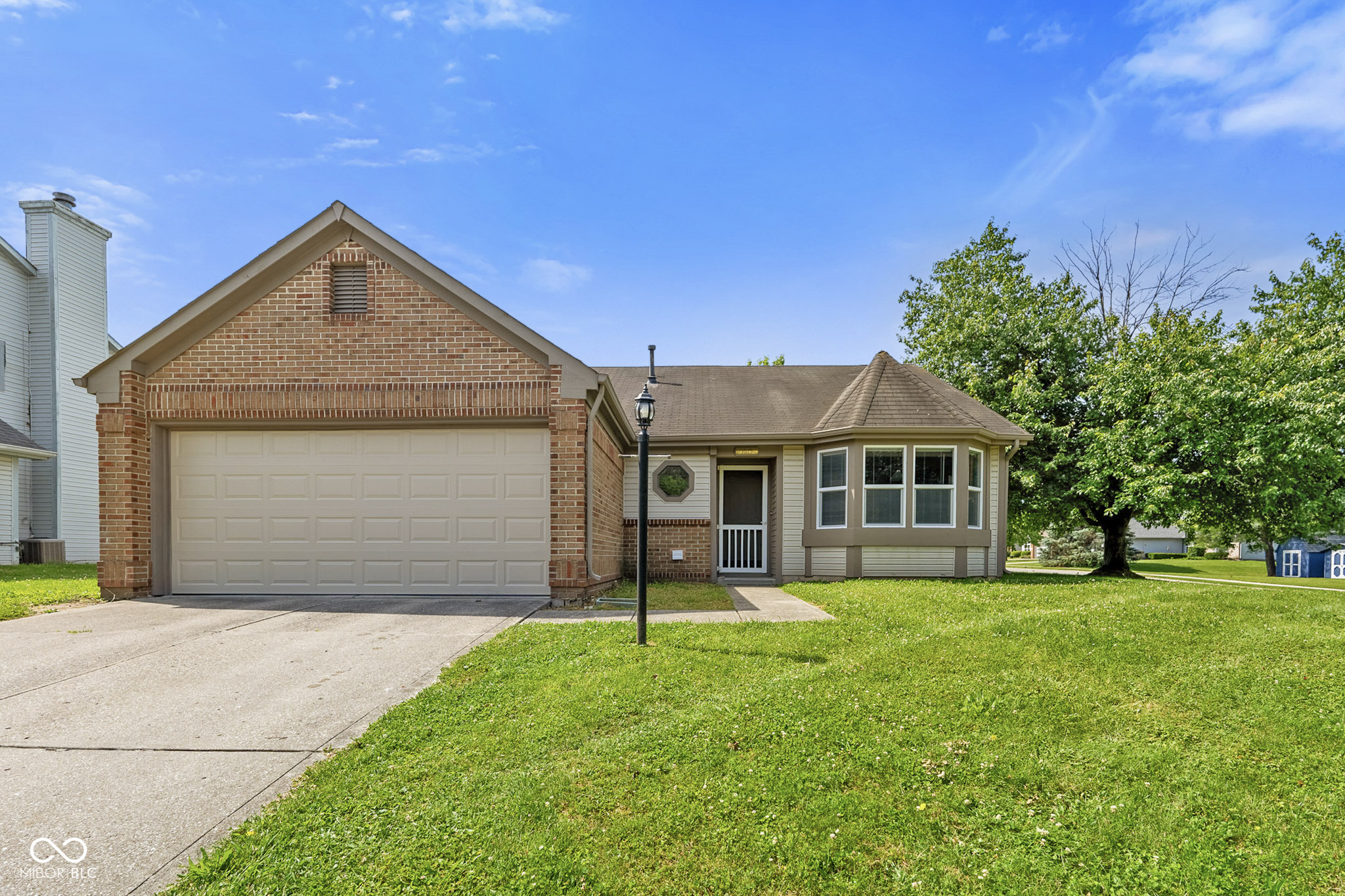 1015 Crimson King Parkway