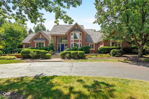 Photo of 14260 Oakbrook Court, Carmel, IN 46033 (MLS # 22124044)