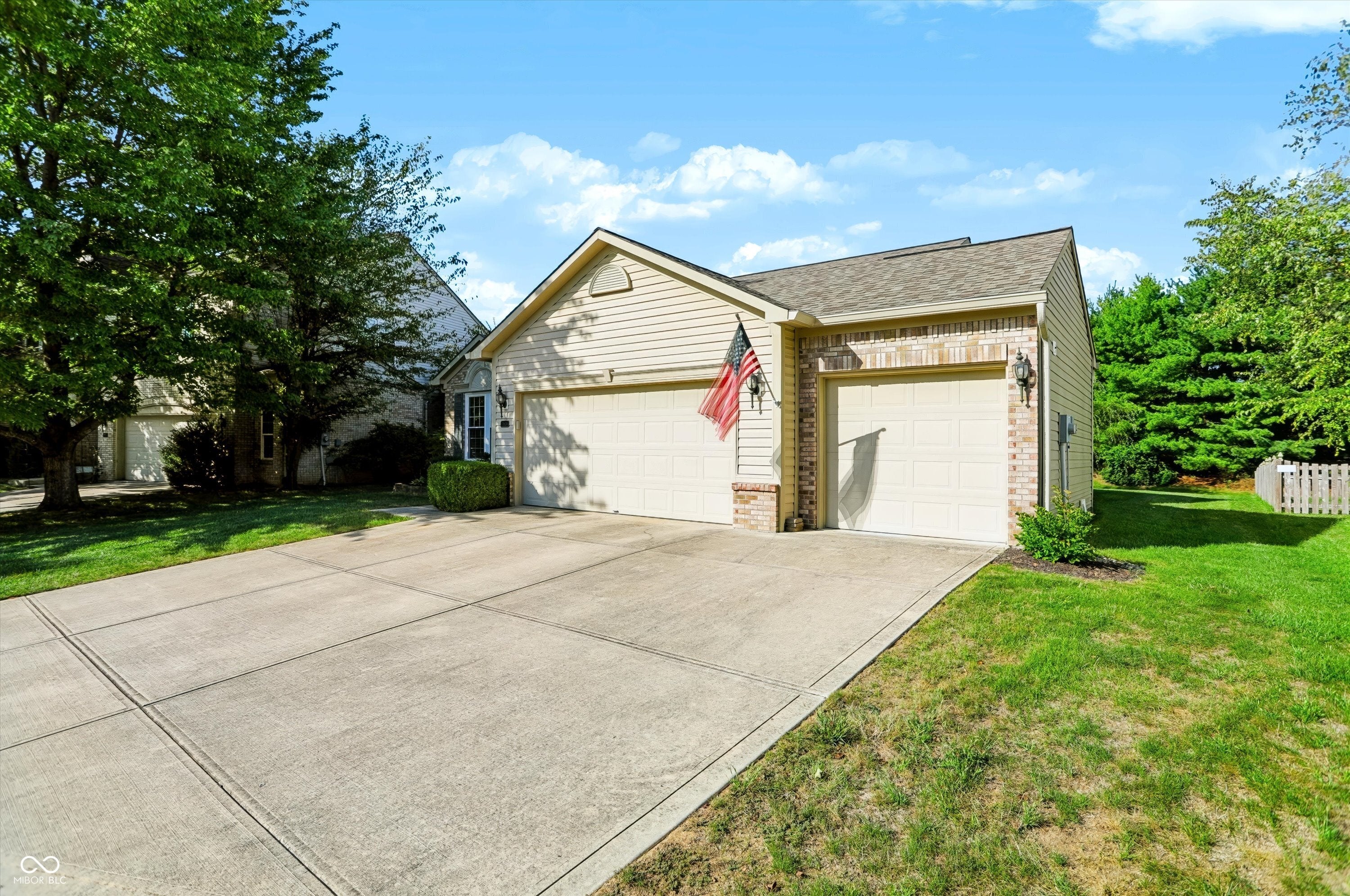 13830 Ellsworth Lane