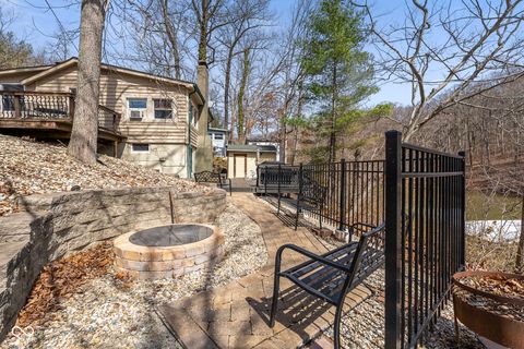 Photo of 4391 N Templin Road, Martinsville, IN 46151 (MLS # 22091124)