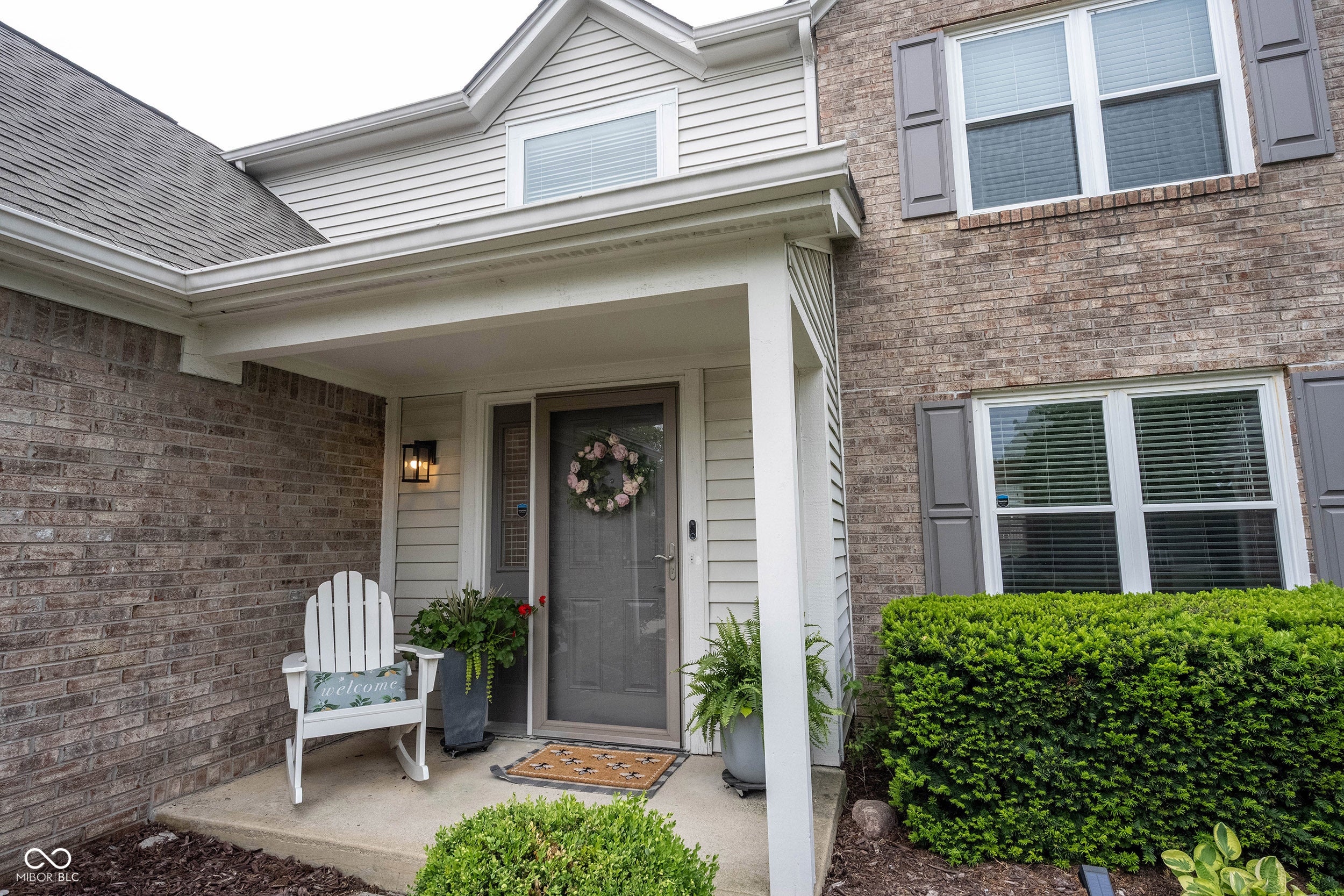 8569 Jagged Rock Court