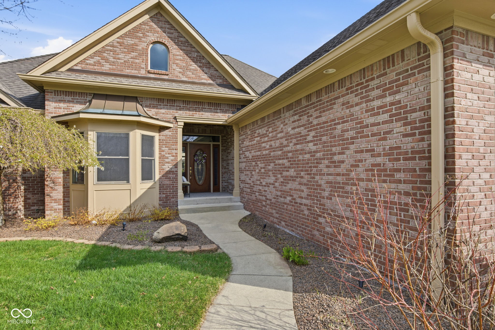 2399 Forest Hills Boulevard