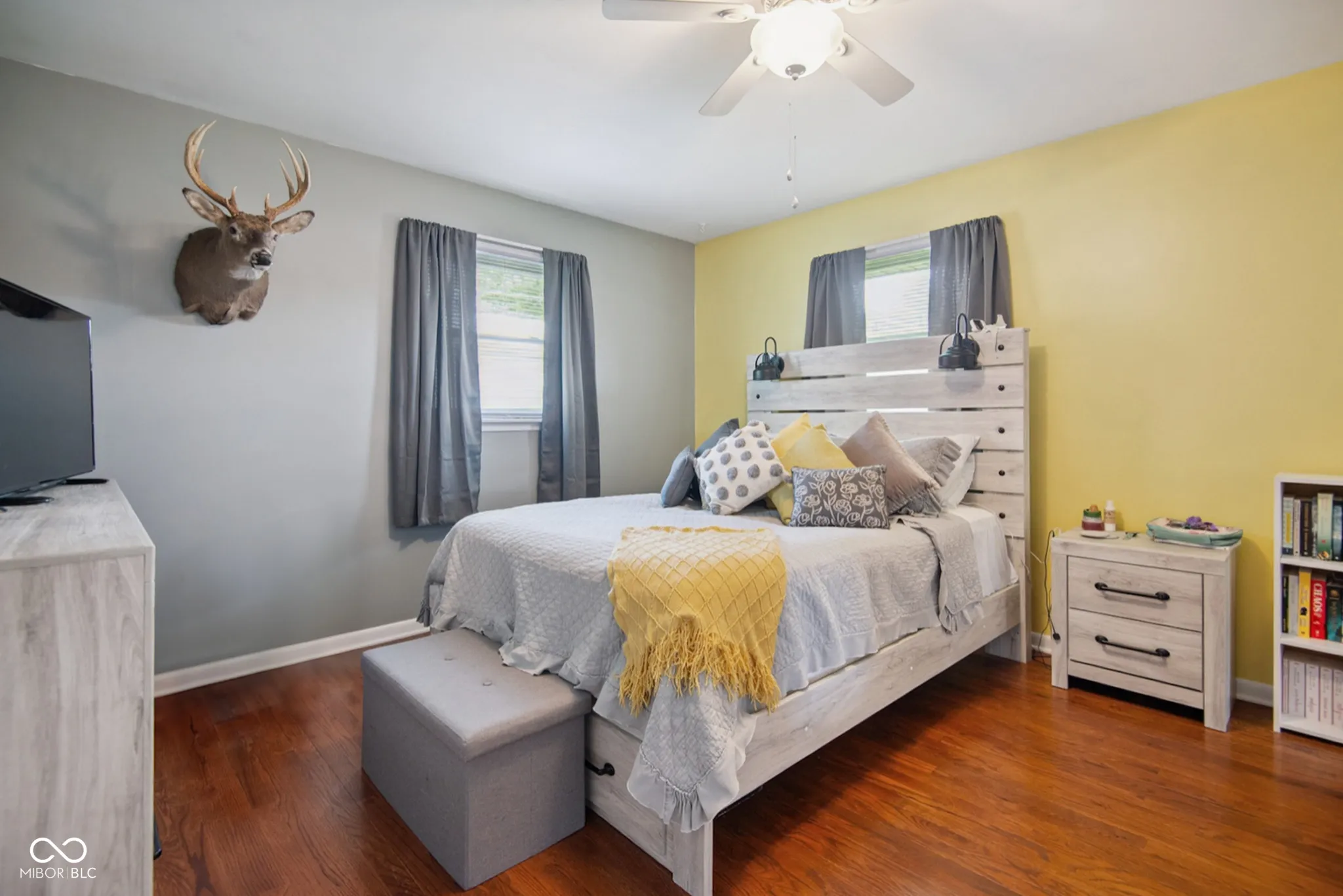 Shelbyville, Indiana 46176, United States, 3 Bedrooms Bedrooms, ,2 BathroomsBathrooms,Residential,Active,164664