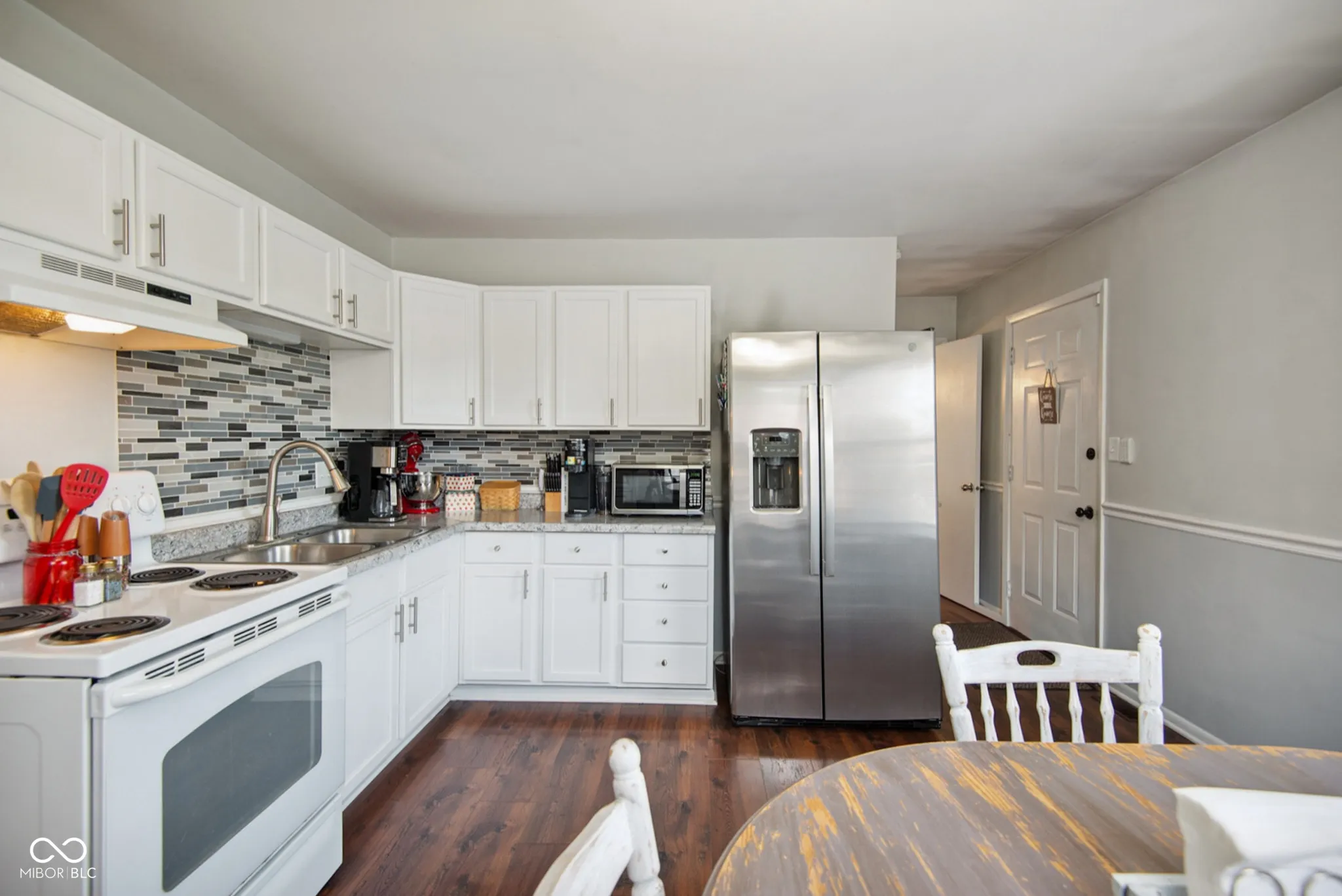 Shelbyville, Indiana 46176, United States, 3 Bedrooms Bedrooms, ,2 BathroomsBathrooms,Residential,Active,164664