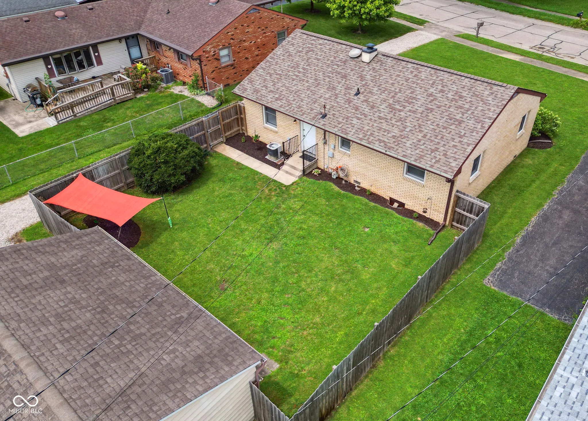 Shelbyville, Indiana 46176, United States, 3 Bedrooms Bedrooms, ,2 BathroomsBathrooms,Residential,Active,164664