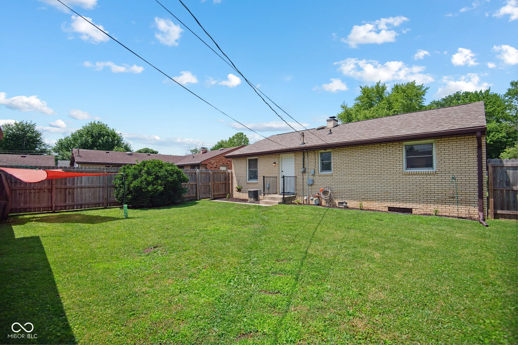 Shelbyville, Indiana 46176, United States, 3 Bedrooms Bedrooms, ,2 BathroomsBathrooms,Residential,Active,164664