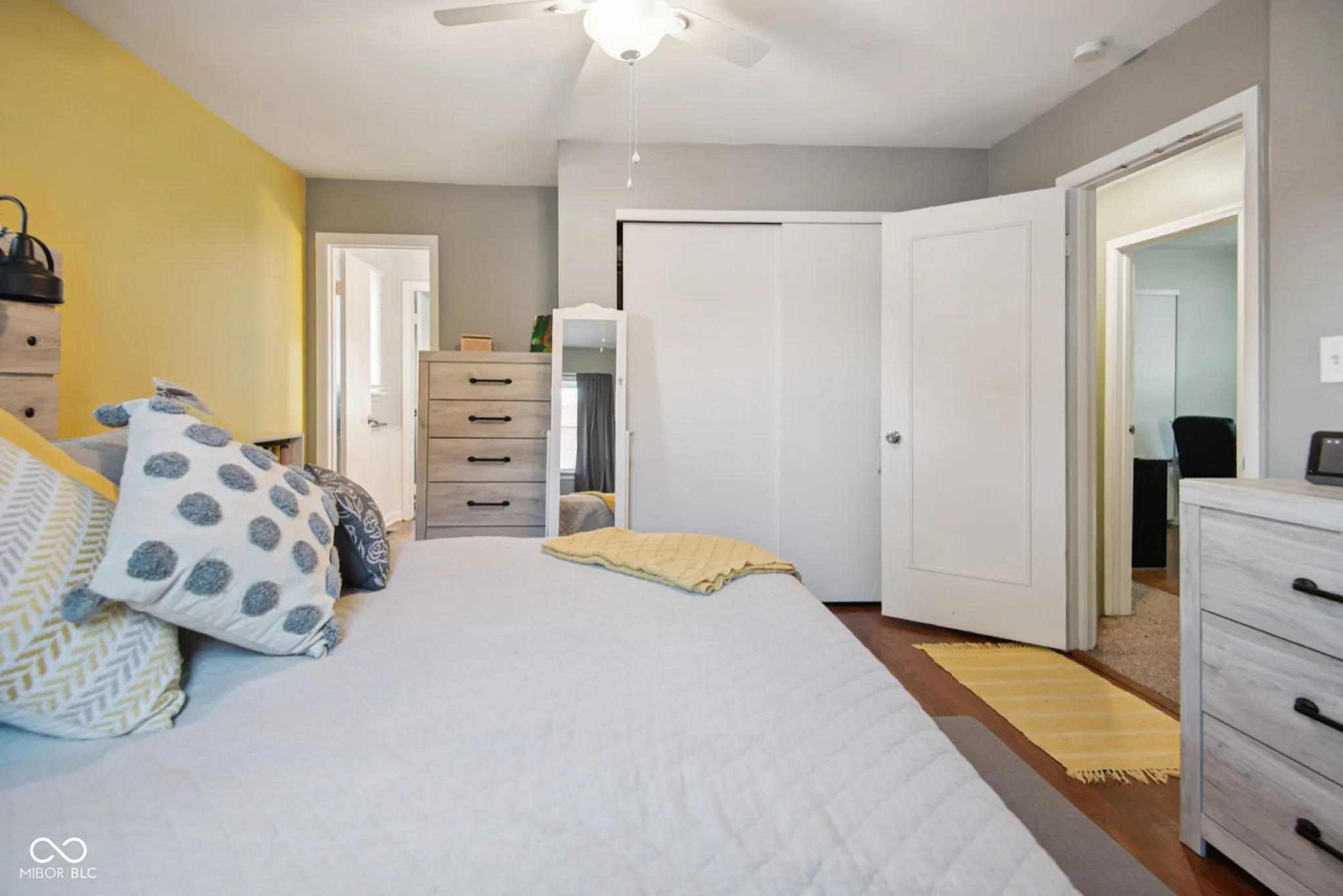 Shelbyville, Indiana 46176, United States, 3 Bedrooms Bedrooms, ,2 BathroomsBathrooms,Residential,Active,164664