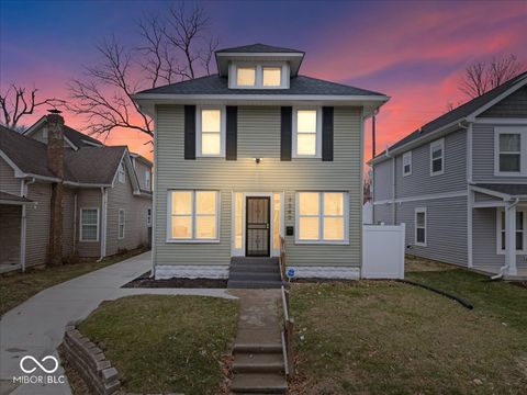 Photo of 3540 N Capitol Avenue, Indianapolis, IN 46208 (MLS # 22078997)