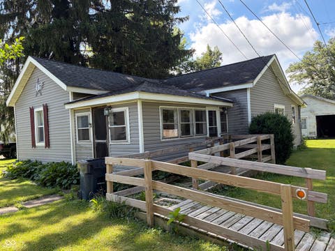 Photo of 403 E Broad Street, Spiceland, IN 47385 (MLS # 22111157)