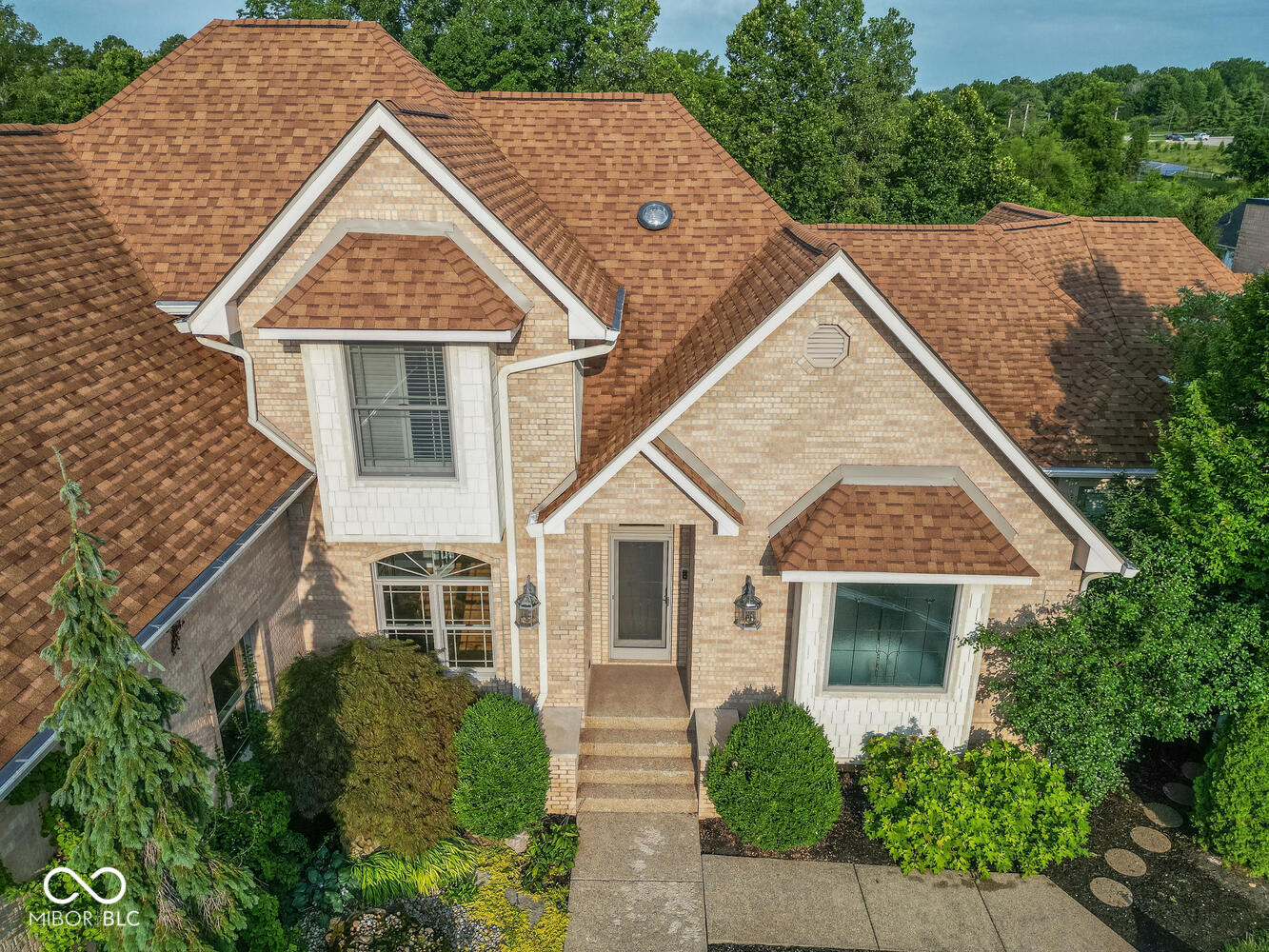 1817 E Cheyanne Lane