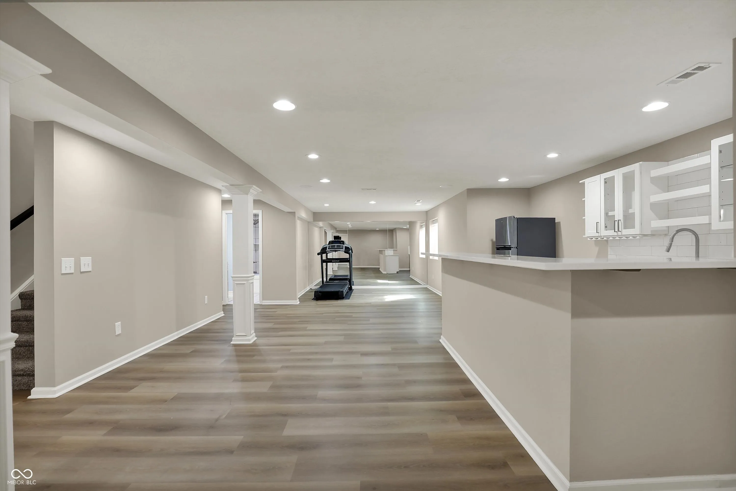 Fishers, Indiana 46037, United States, 6 Bedrooms Bedrooms, ,6 BathroomsBathrooms,Residential,Pending,112159