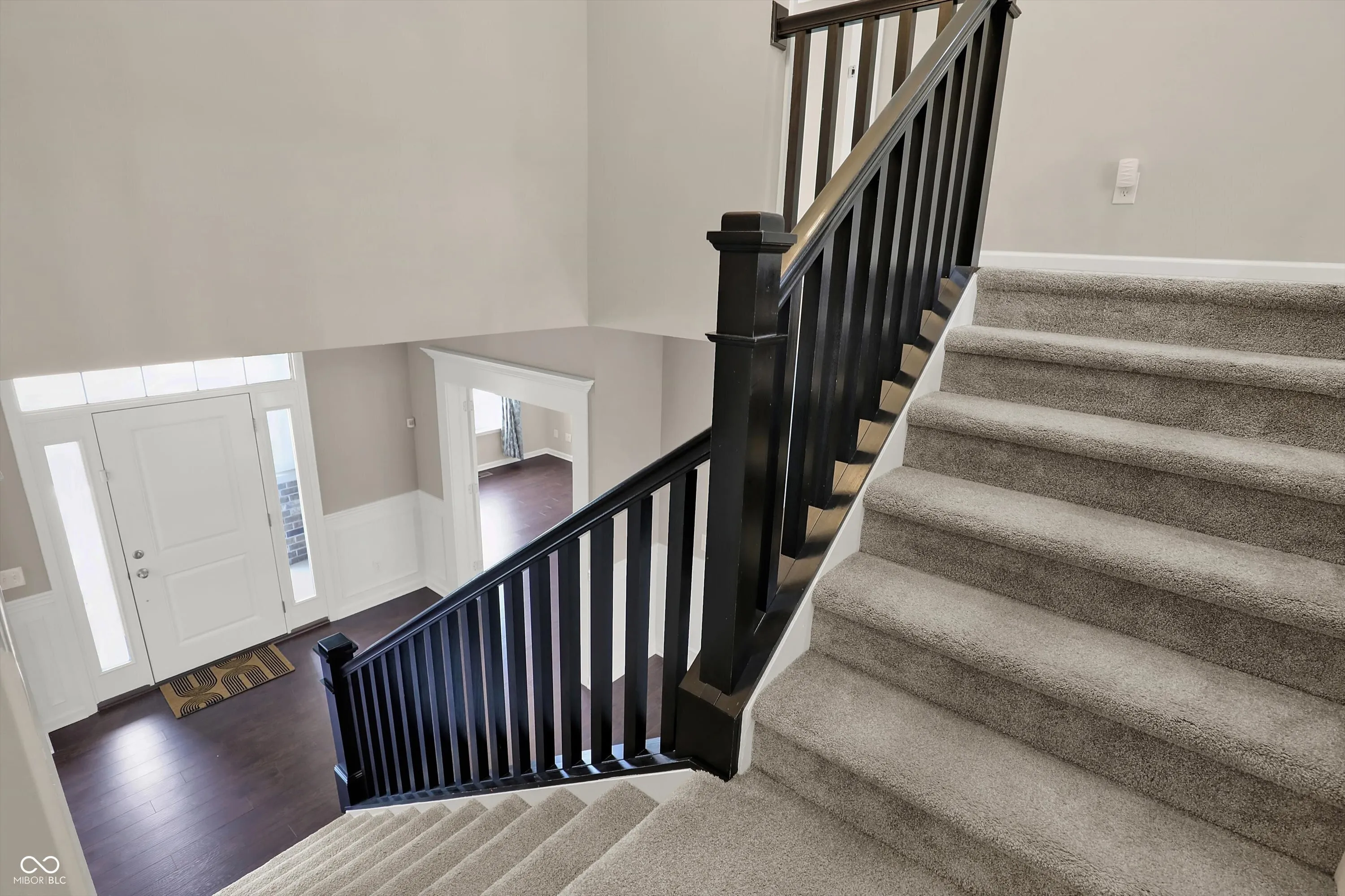 Fishers, Indiana 46037, United States, 6 Bedrooms Bedrooms, ,6 BathroomsBathrooms,Residential,Pending,112159