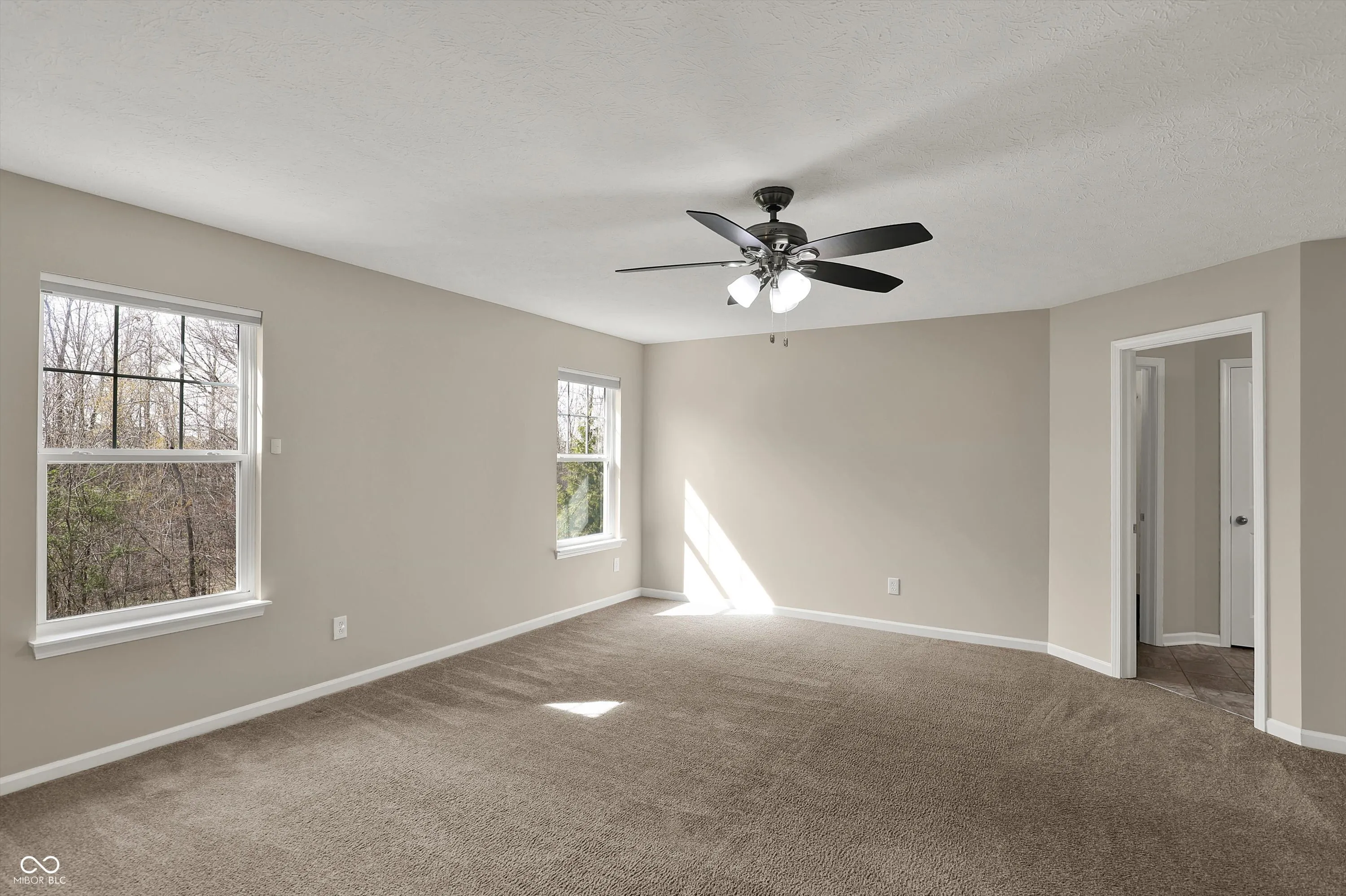 Fishers, Indiana 46037, United States, 6 Bedrooms Bedrooms, ,6 BathroomsBathrooms,Residential,Pending,112159