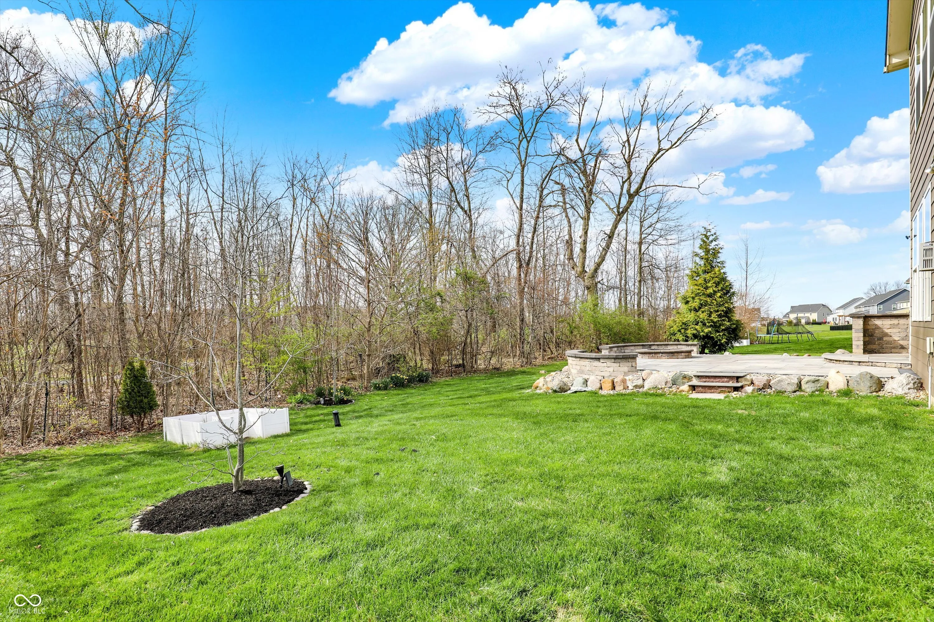 Fishers, Indiana 46037, United States, 6 Bedrooms Bedrooms, ,6 BathroomsBathrooms,Residential,Pending,112159