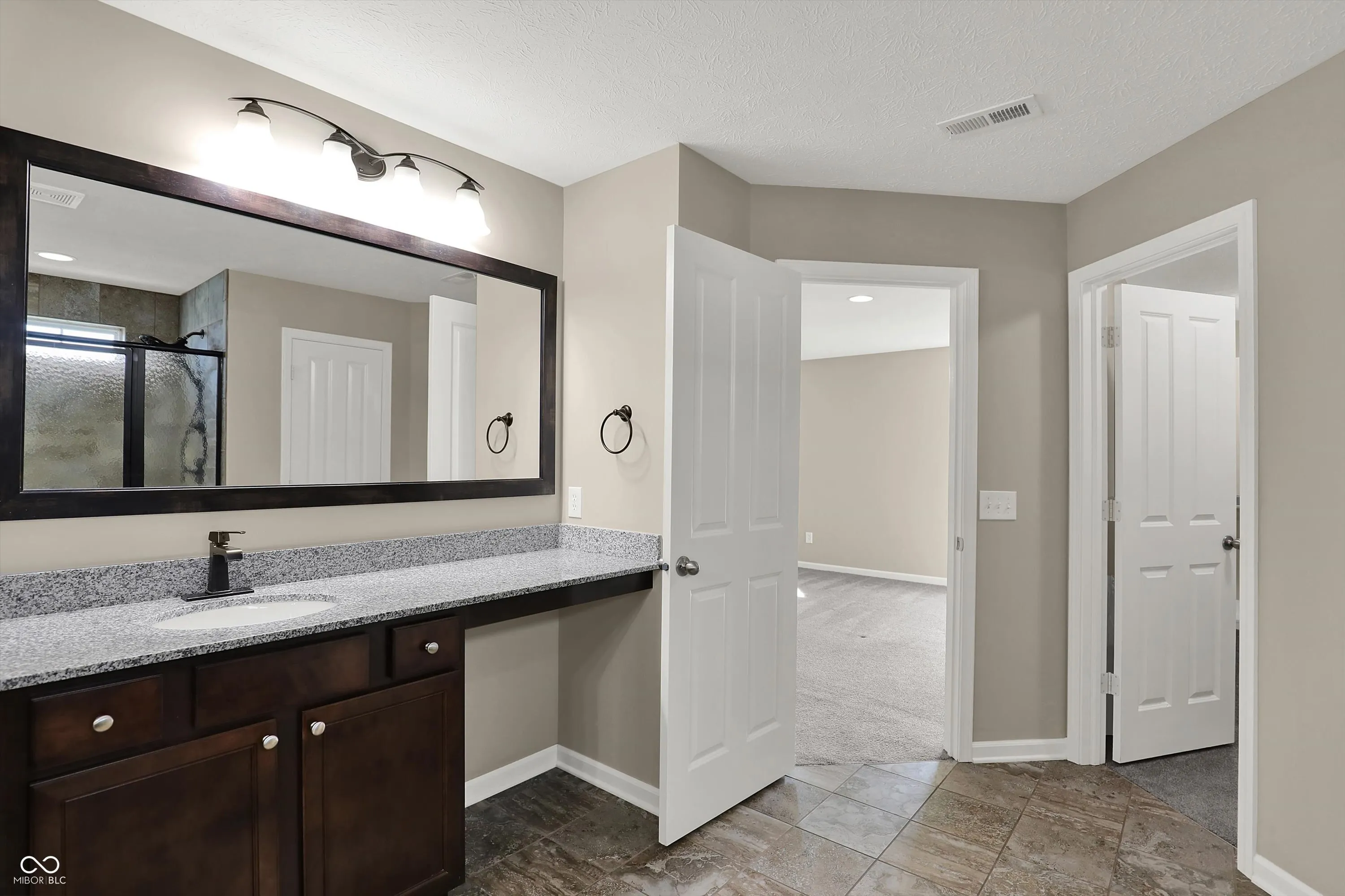 Fishers, Indiana 46037, United States, 6 Bedrooms Bedrooms, ,6 BathroomsBathrooms,Residential,Pending,112159