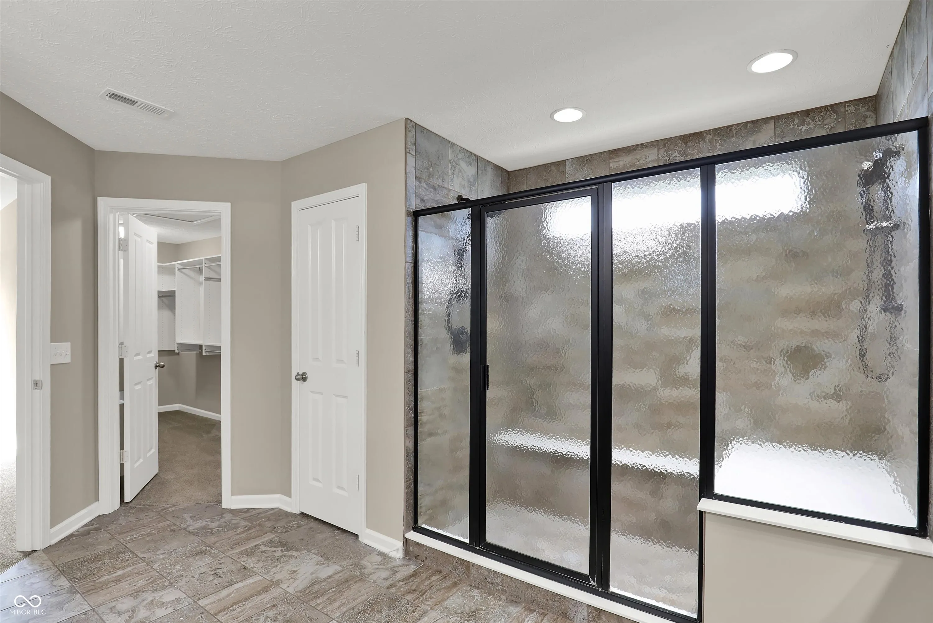 Fishers, Indiana 46037, United States, 6 Bedrooms Bedrooms, ,6 BathroomsBathrooms,Residential,Pending,112159