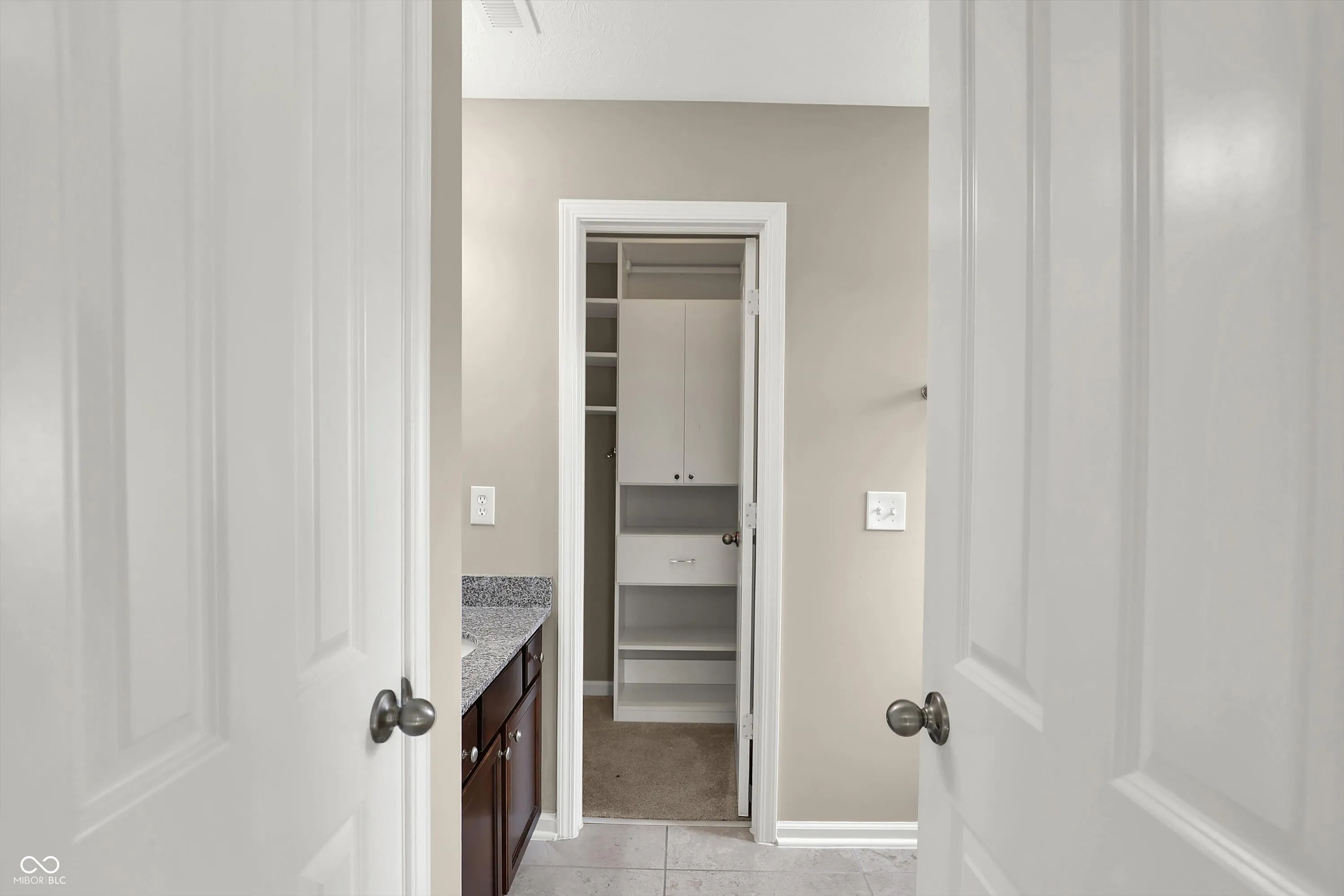 Fishers, Indiana 46037, United States, 6 Bedrooms Bedrooms, ,6 BathroomsBathrooms,Residential,Pending,112159