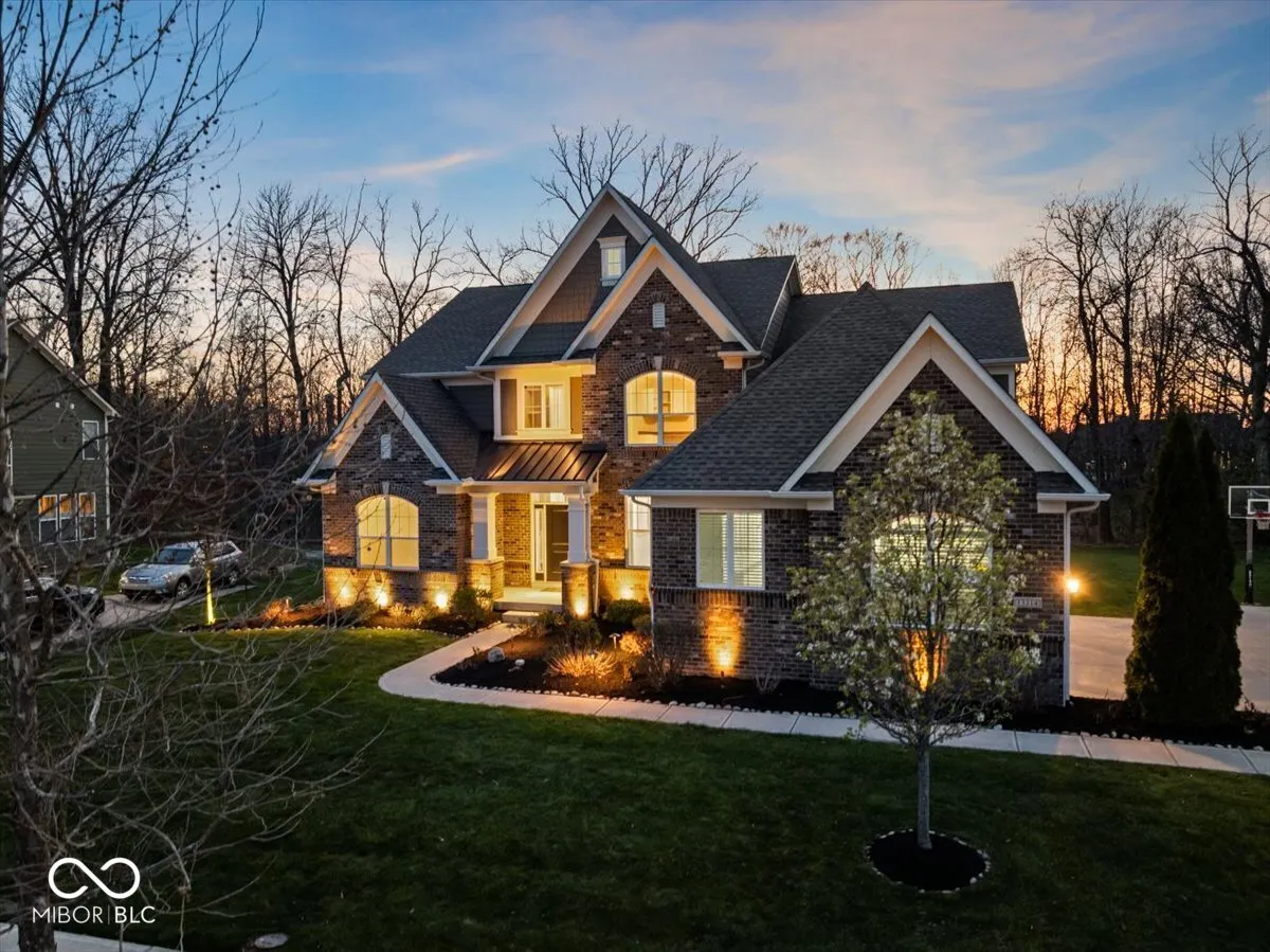 Fishers, Indiana 46037, United States, 6 Bedrooms Bedrooms, ,6 BathroomsBathrooms,Residential,Pending,112159