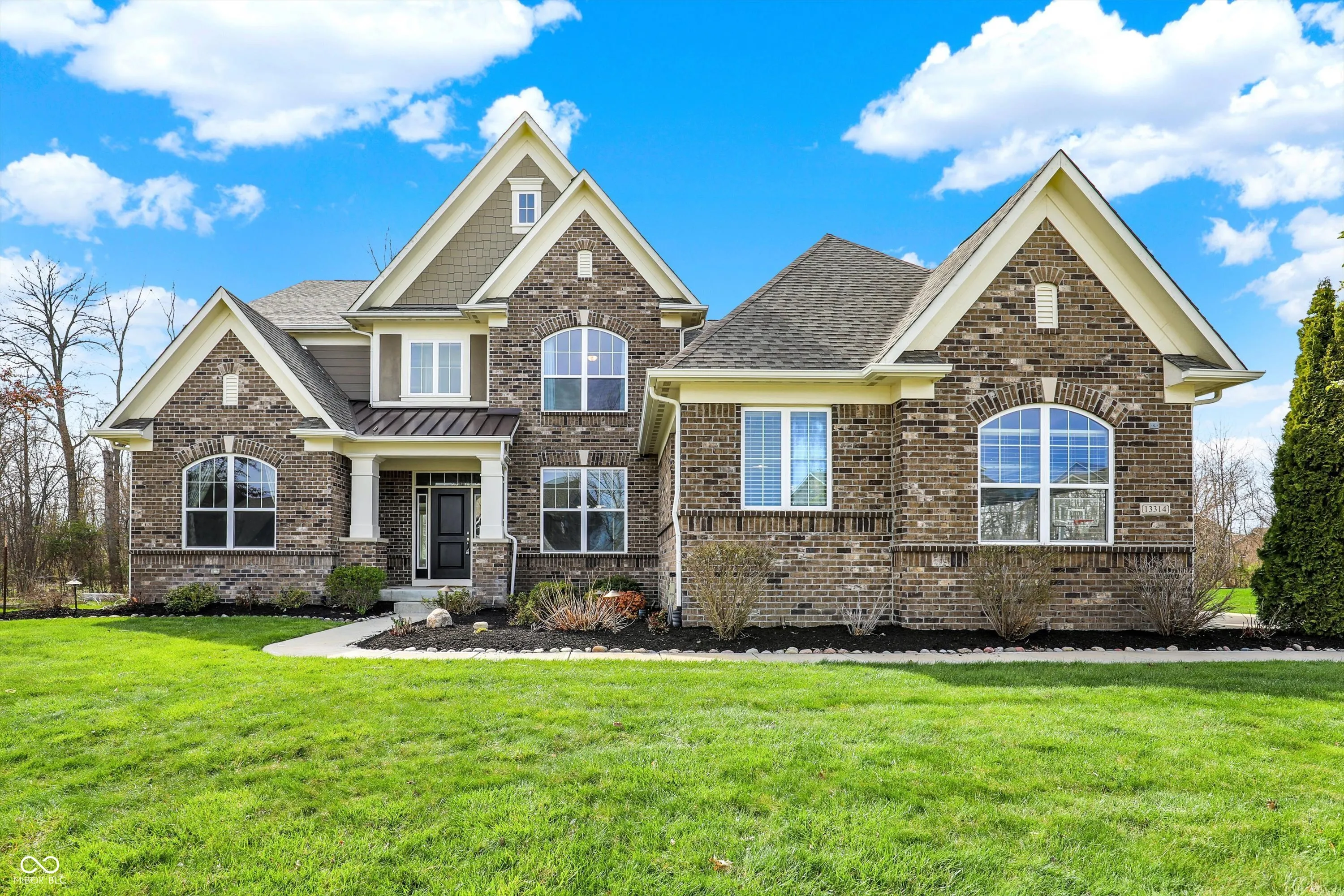 Fishers, Indiana 46037, United States, 6 Bedrooms Bedrooms, ,6 BathroomsBathrooms,Residential,Pending,112159