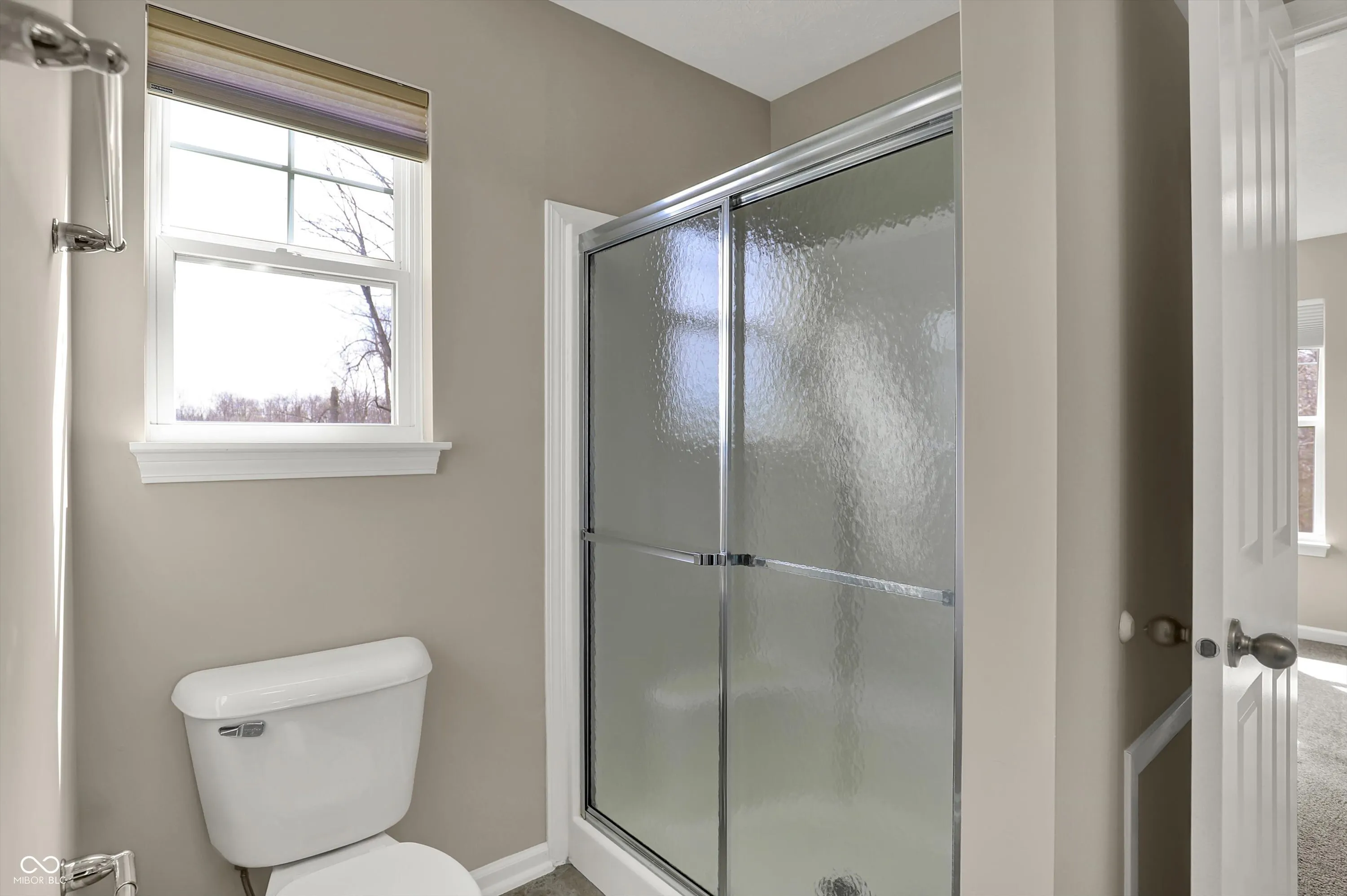 Fishers, Indiana 46037, United States, 6 Bedrooms Bedrooms, ,6 BathroomsBathrooms,Residential,Pending,112159