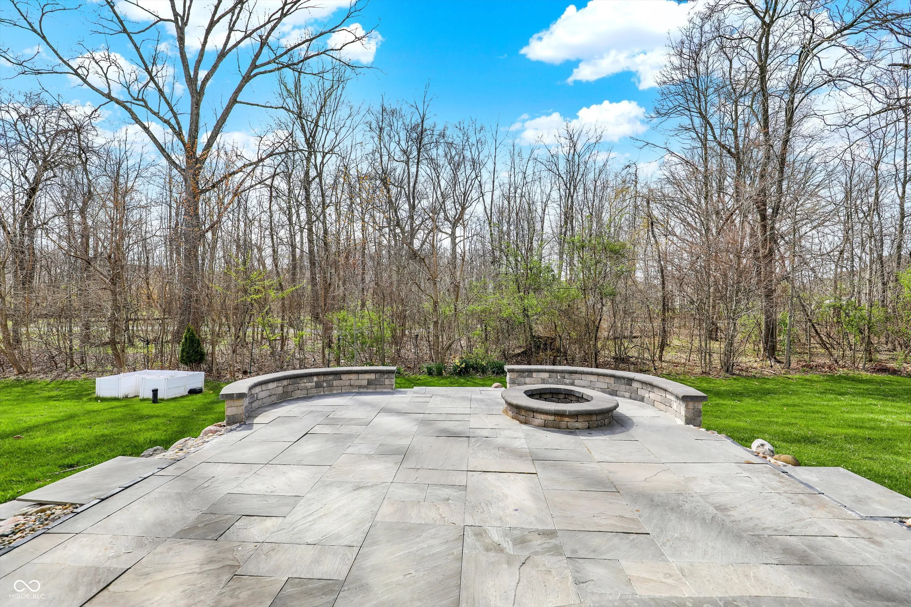 Fishers, Indiana 46037, United States, 6 Bedrooms Bedrooms, ,6 BathroomsBathrooms,Residential,Pending,112159