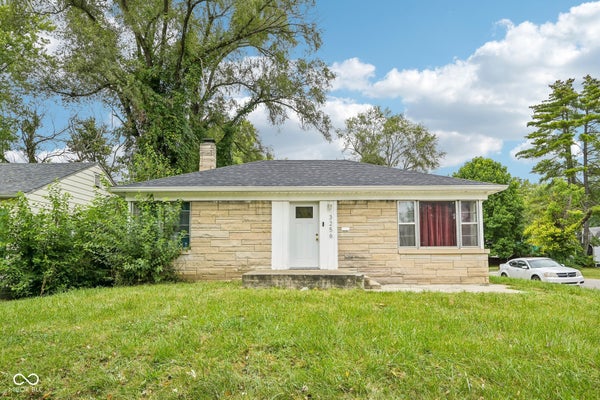 3256 E 34TH ST, INDIANAPOLIS, IN 46218 - Image 03e79a2e5172adbb4247b00a0f7acbce/3032945273