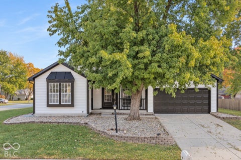 Photo of 11717 Madden Lane, Fishers, IN 46038 (MLS # 22133436)