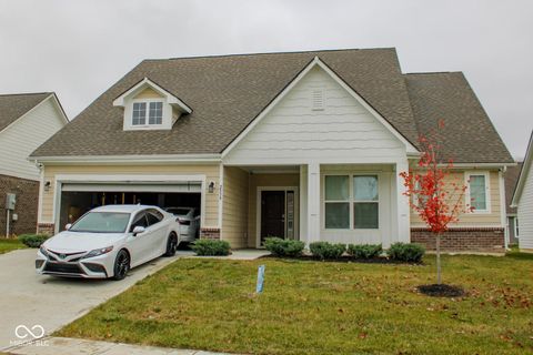 Photo of 2538 Riviera Place, Greenwood, IN 46143 (MLS # 22072999)