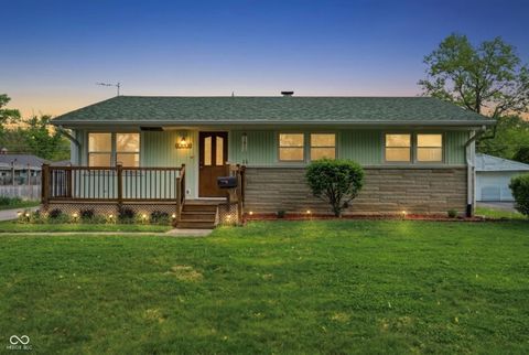 Photo of 7770 E 51st Street, Indianapolis, IN 46226 (MLS # 22095411)