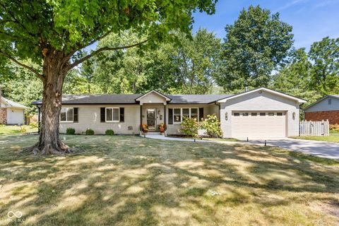 Photo of 2820 E 98th Street, Carmel, IN 46280 (MLS # 22096158)