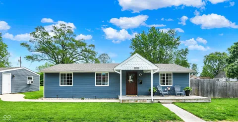 2303 Midway Street, Columbus, IN 47201 - MLS#: 22038183